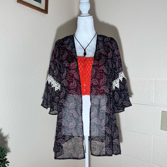 G Collection Women’s Kimono Top Size S. EUC - Picture 1 of 8